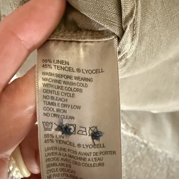 Tommy Bahama Men's Casual Tan Button Down Shirt - Picture 11 of 11